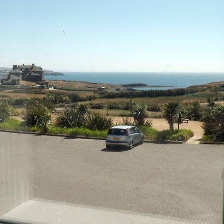 Plas Darien-3 Bed Apt- Sea Views - Sleeps 5 Trearddur Exterior photo